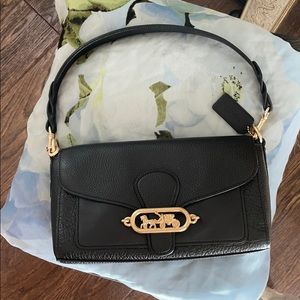 Jade Shoulder Black Leather Baguette